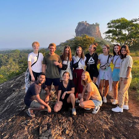 Sigiriya Village Home Stay Eksteriør bilde